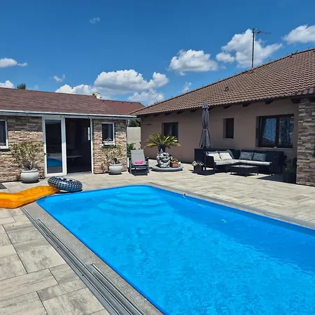 Wellness Close To Prague